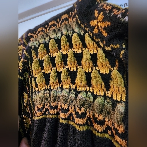 Vtg Maureen Goldie Designs 100% Pure Wool Sweater - Picture 12 of 12